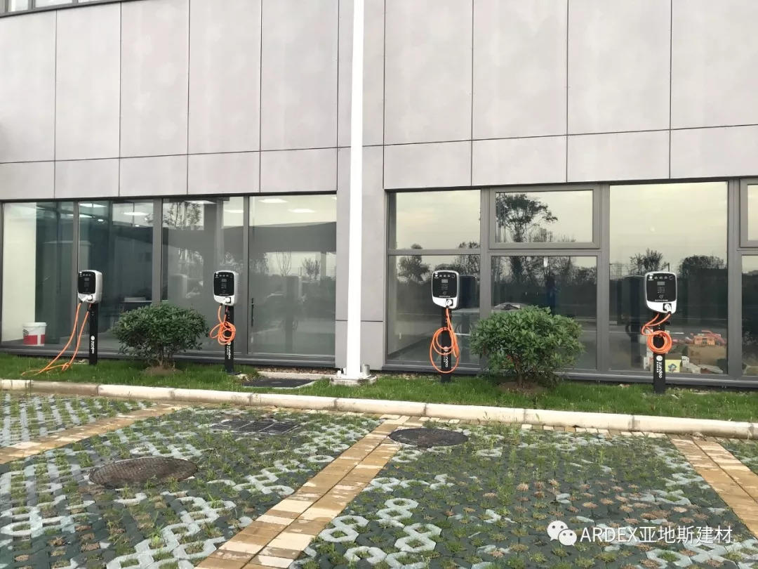 報名預約:百人高檔多功能培訓教室\會議室\展廳可供出租 報名預約:百人高檔多功能培訓教室\會議室\展廳可供出租